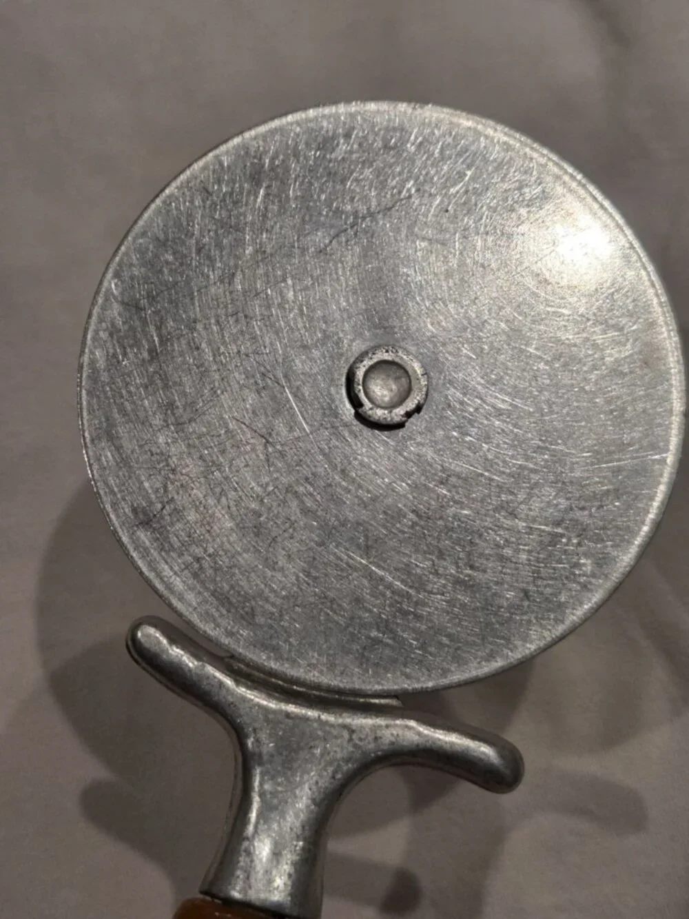 Vtg Pizza Cutter Slicer Marbled Bakelite Handle Mid-Century Kitchenware Retro